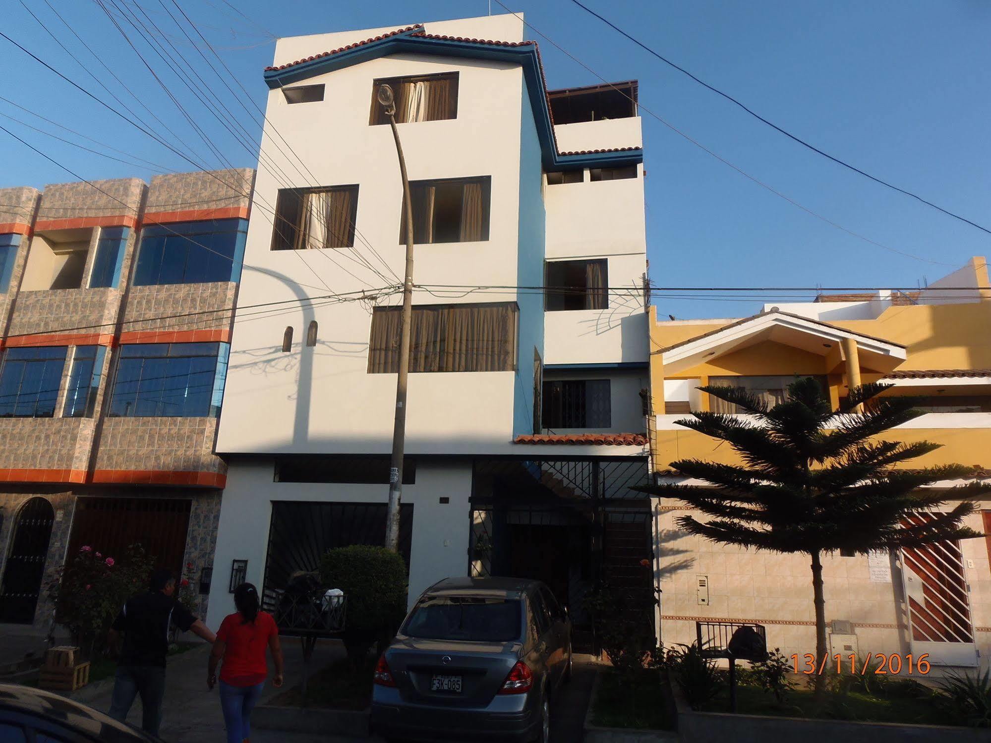 B&B Cusing Wasi Lima Exterior photo